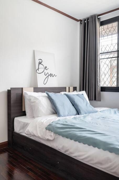 Miq Hk16 - 3br Huai Khwang Mrt With Pool Table Near Jodd Fair Villa Bangkok